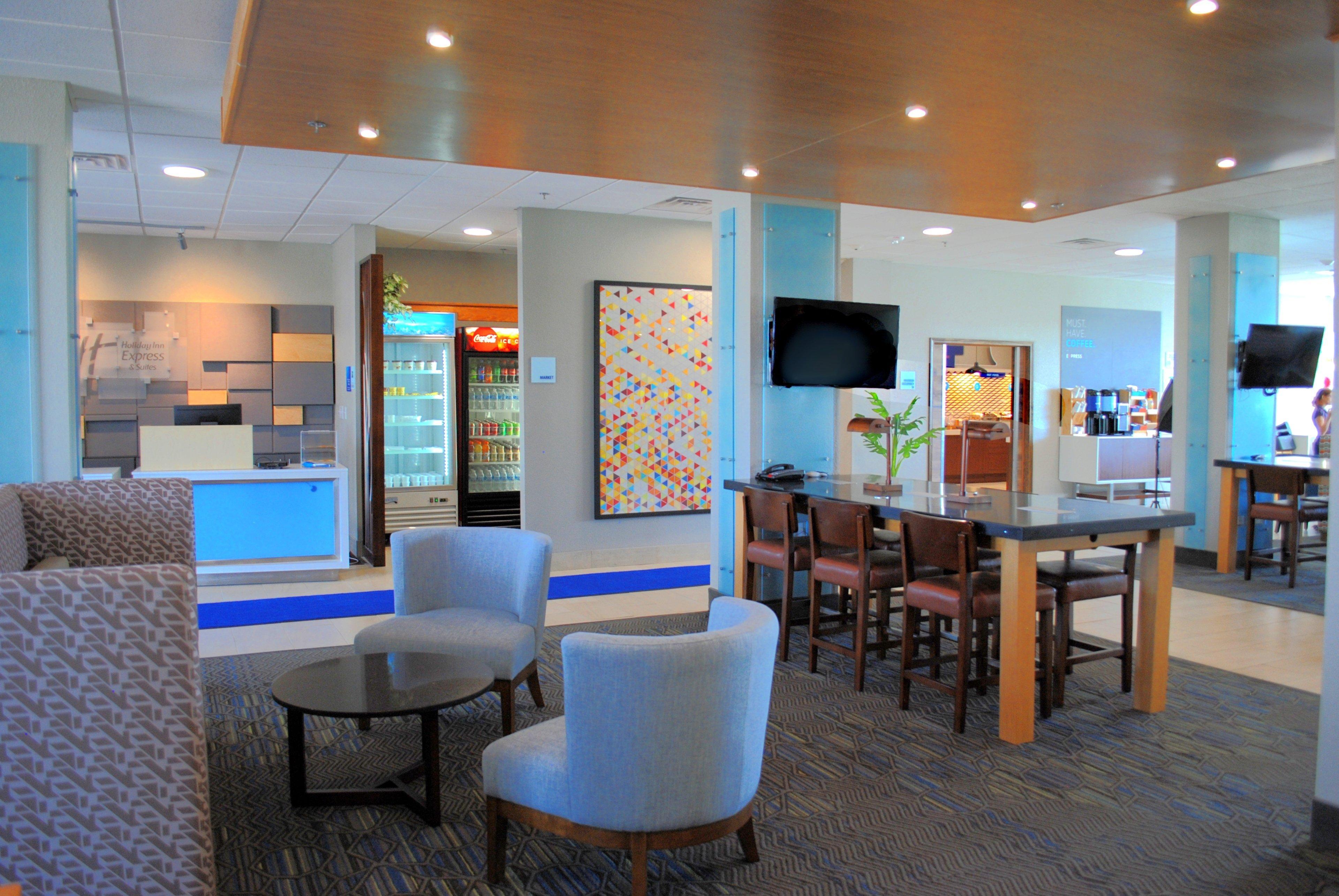 Holiday Inn Express & Suites - Columbia City By Ihg Exterior photo